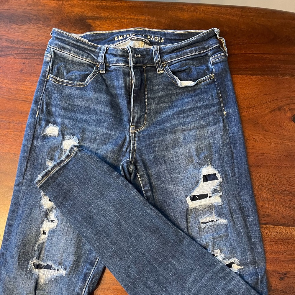 American Eagle Outfitters Women's Blue Distressed Jeans